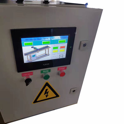 Máquina de codificación de huevos con sistema de travesía