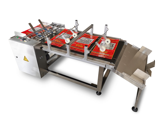 Datos de codificación automática Adsorción al vacío de la máquina de alimentación de fricción para bolsas de arroz